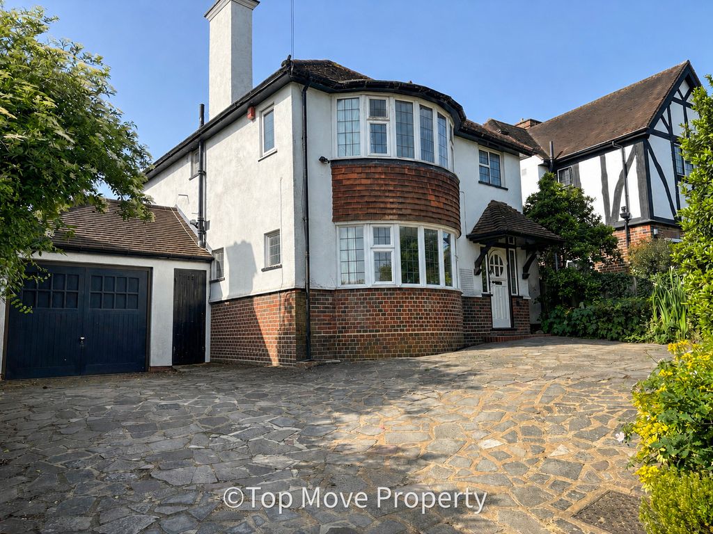 Property photo 1 of 16