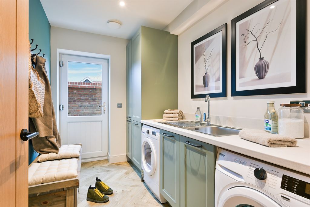 Property photo 2 of 13