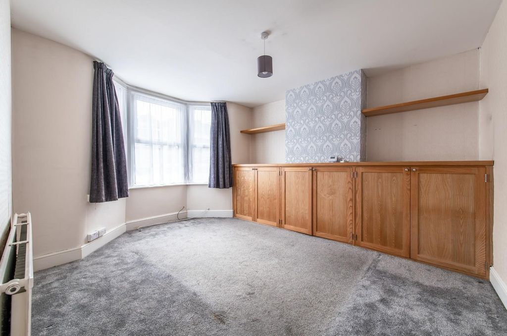 Property photo 3 of 12 Living Room