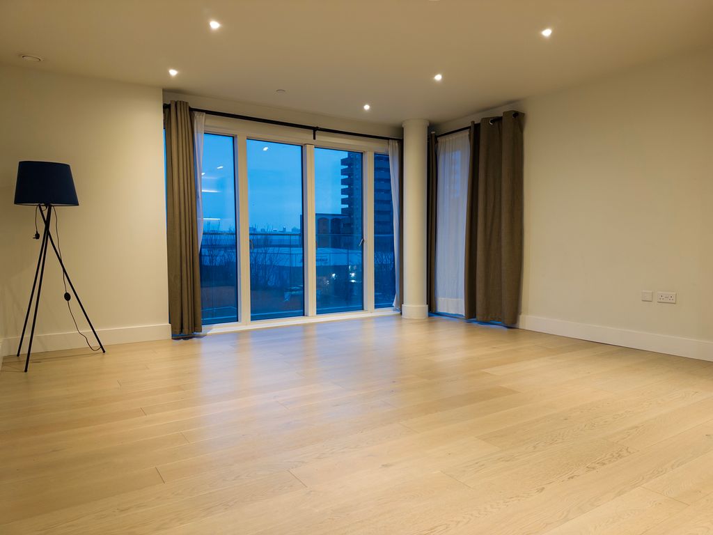 Property photo 2 of 9