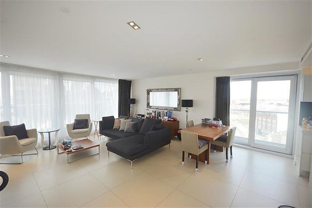 Property photo 1 of 17 (Main)