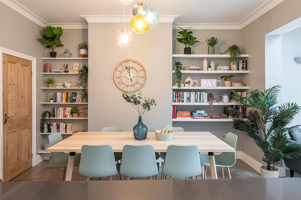 Property photo 3 of 11 2. Montrose-33.Jpg