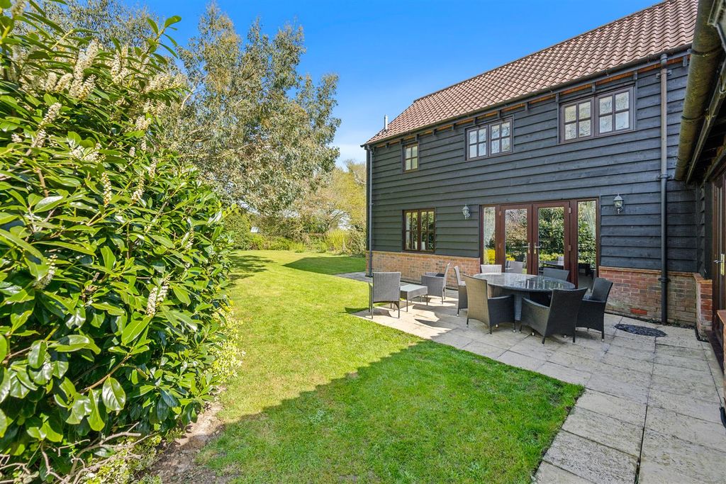 Property photo 2 of 44