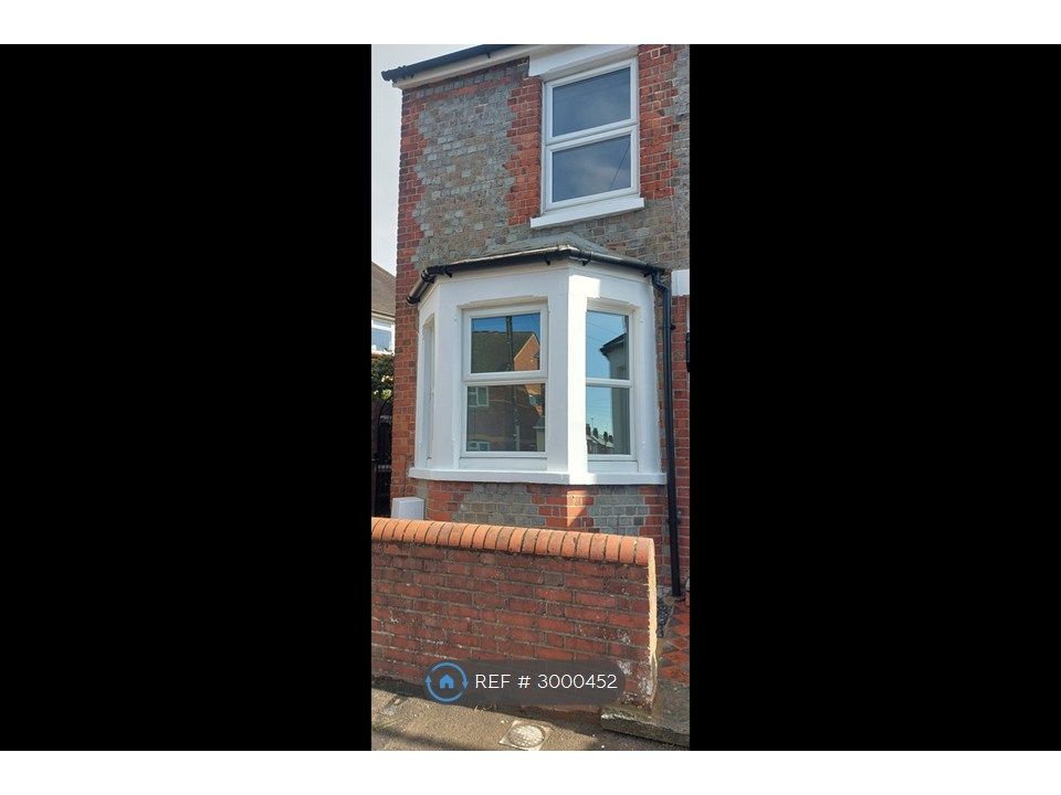 Property photo 3 of 32