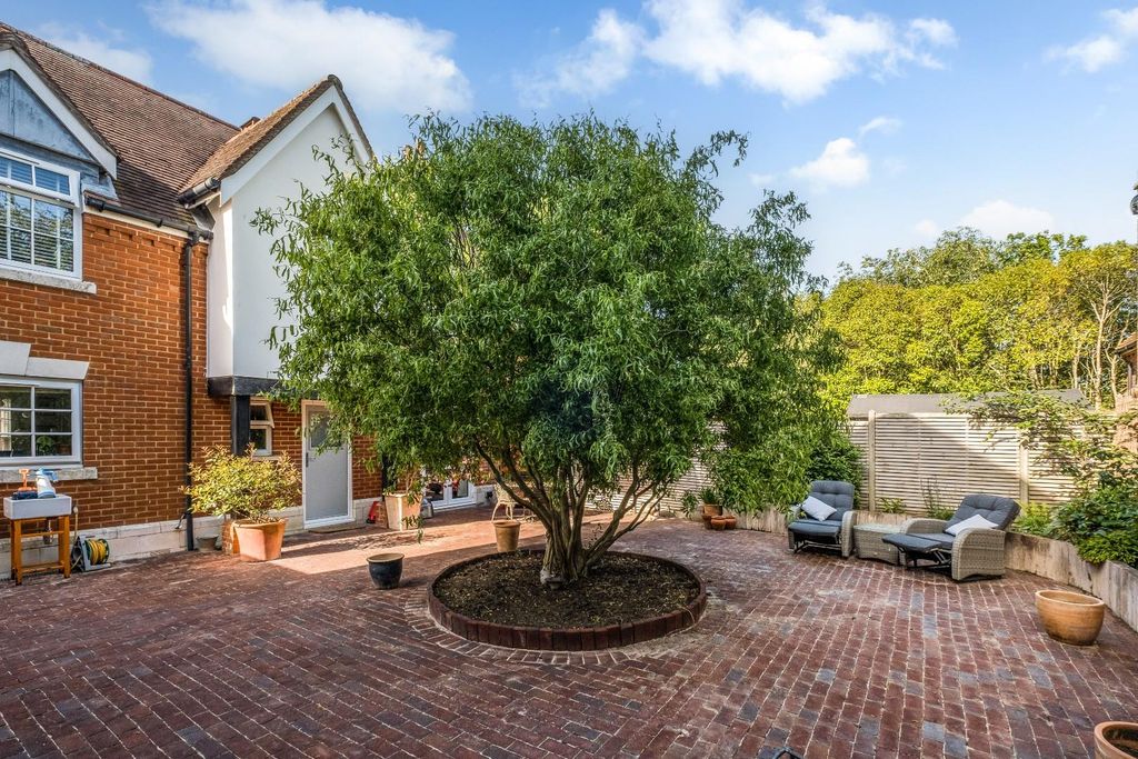 Property photo 3 of 28 54 Fawn Rise -21.Jpg