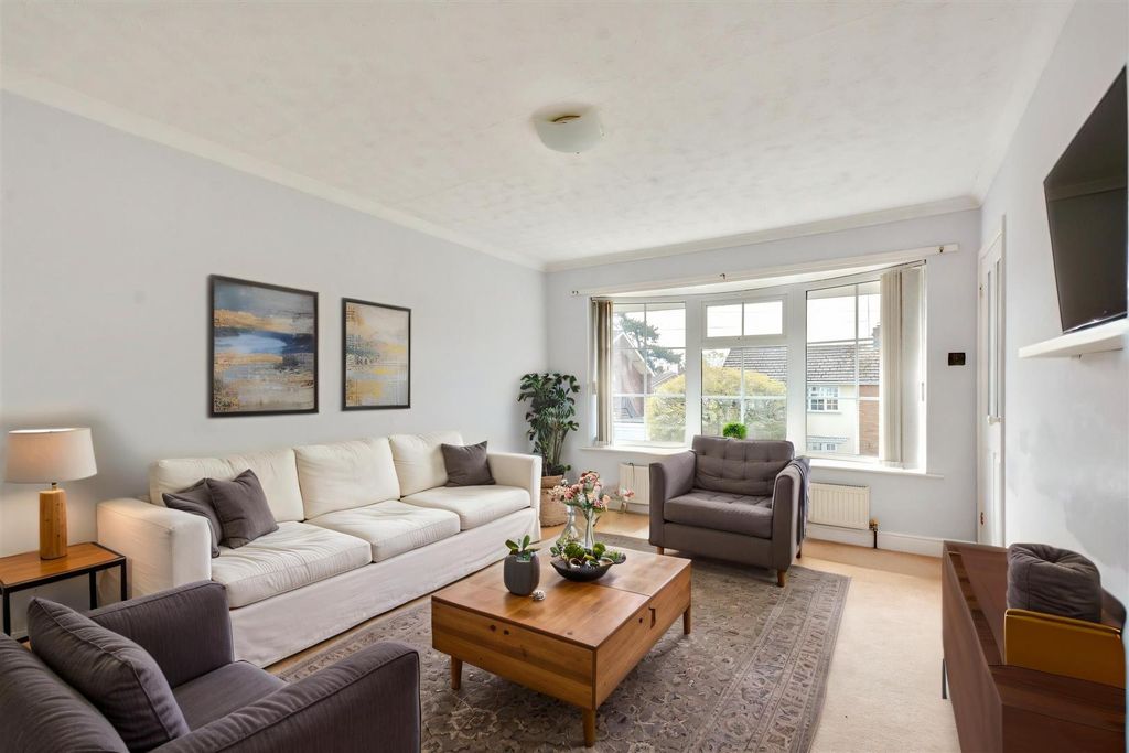 Property photo 2 of 18 Virtual Furnishing_1.Jpeg