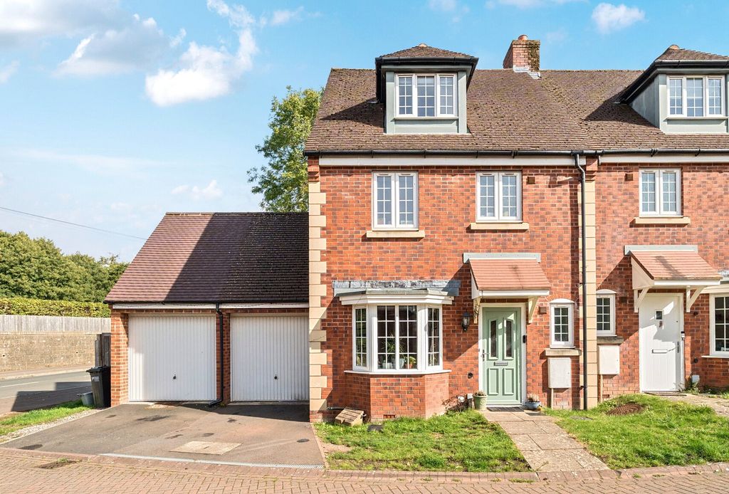 Property photo 1 of 20 Picture No. 05