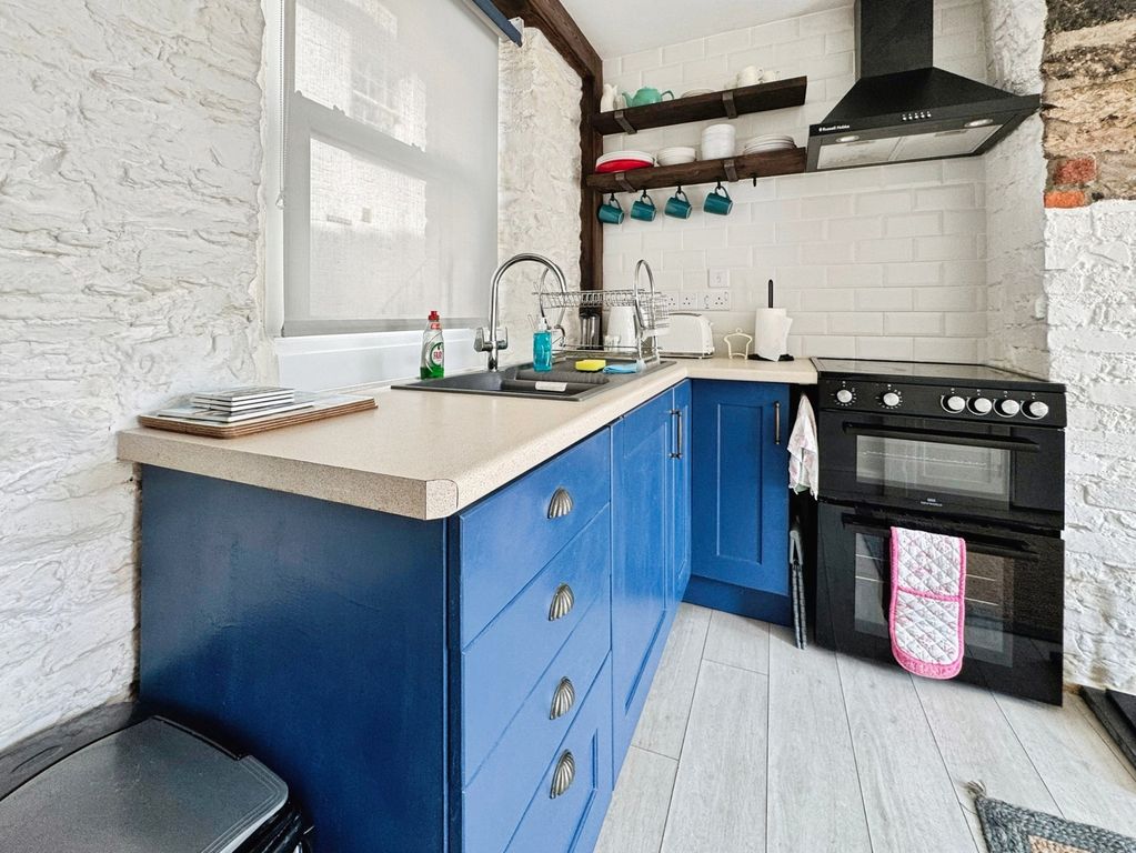 Property photo 3 of 23 Pbox-Img.Jpg