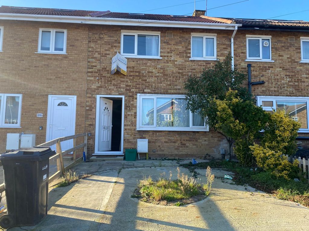 Property photo 1 of 11 Room