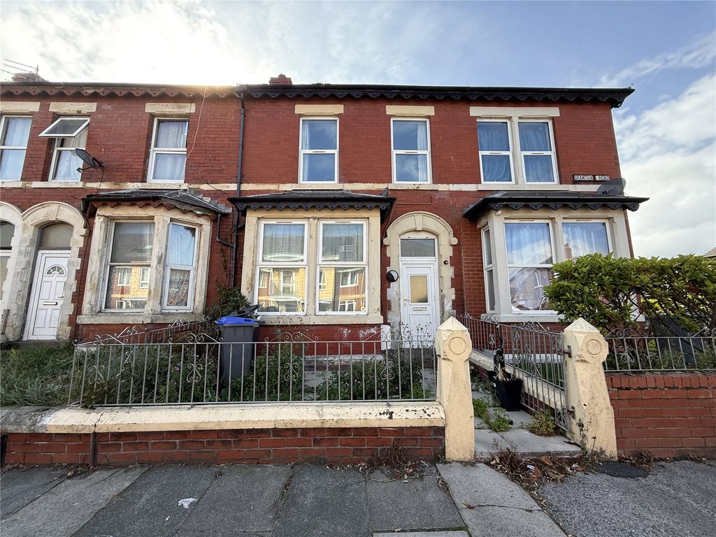 Property photo 1 of 12 Picture No. 19