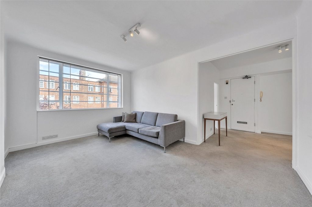 Property photo 2 of 13 Picture No. 05