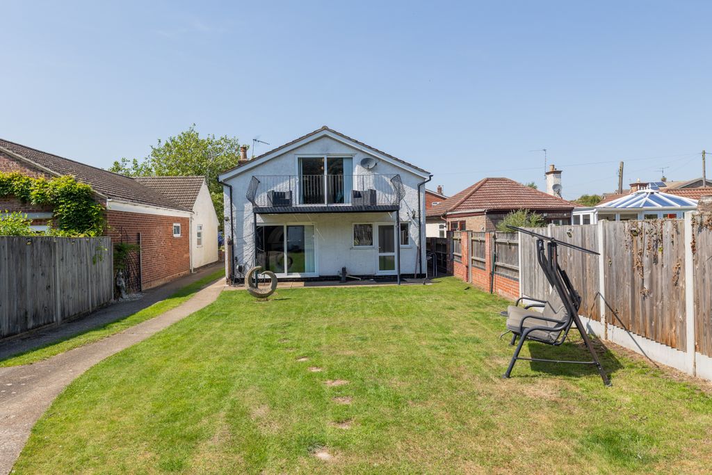 Property photo 1 of 23