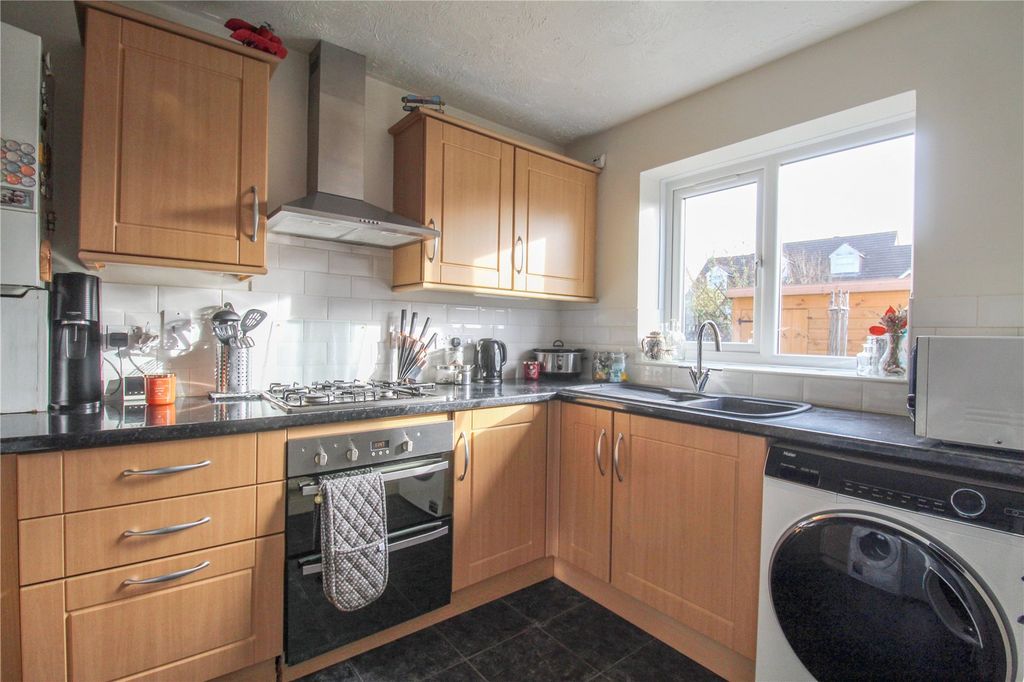 Property photo 3 of 17 Picture No. 06