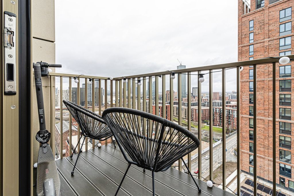 Property photo 3 of 16 Balcony