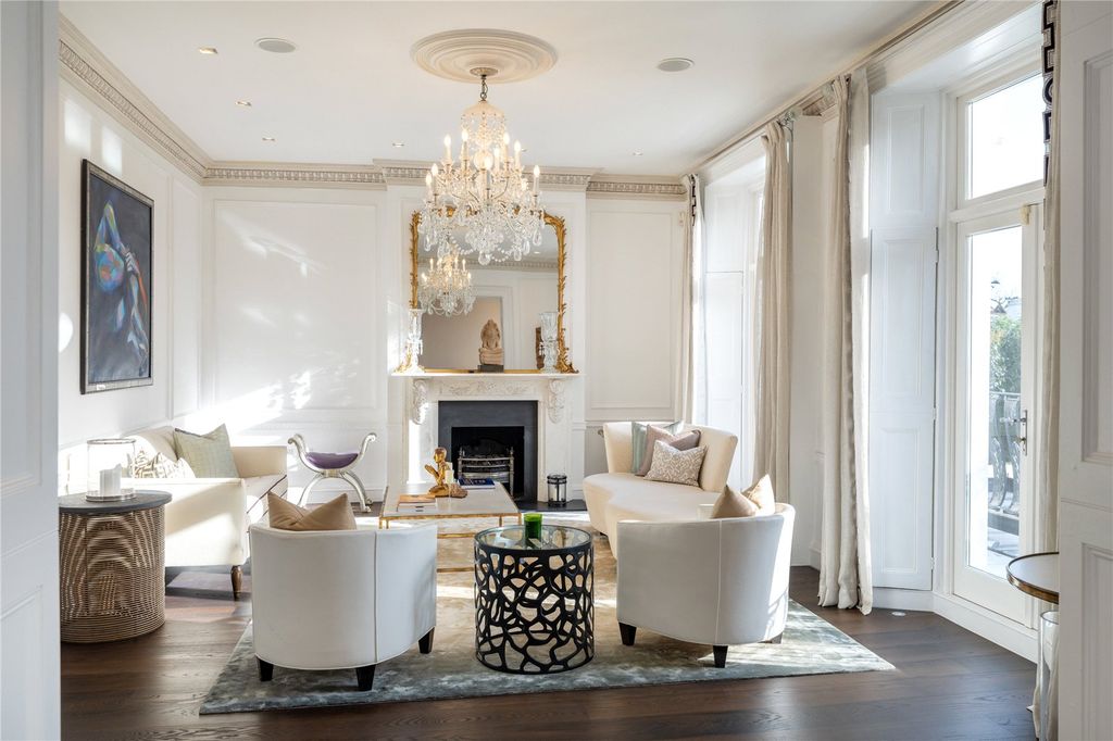 Property photo 3 of 19 Reception Room