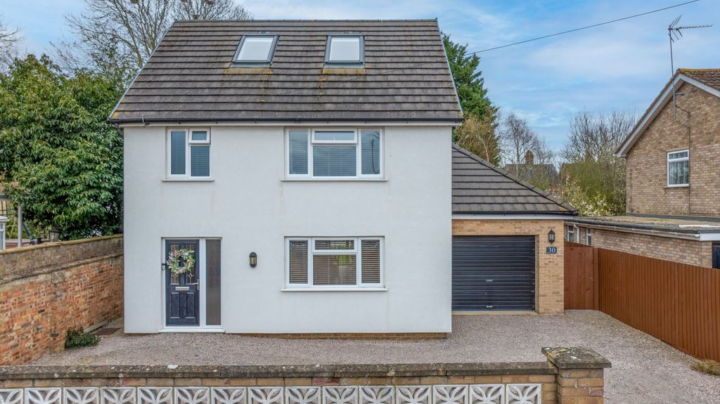 Property photo 2 of 47