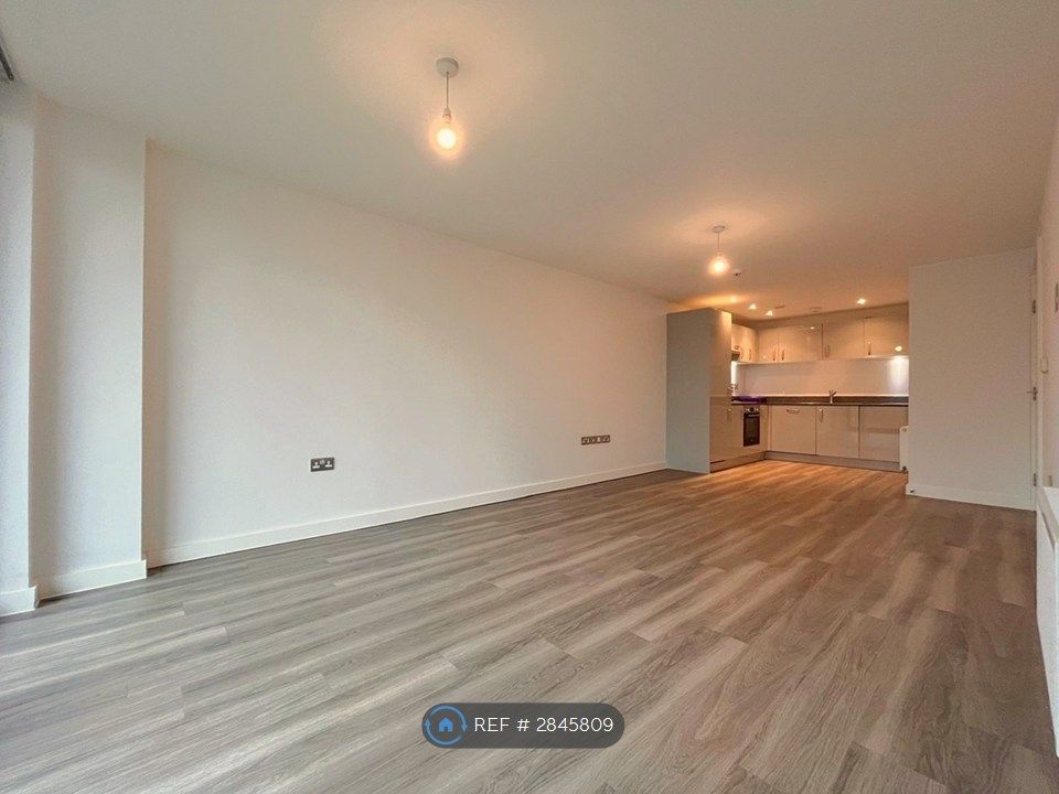 Property photo 3 of 6