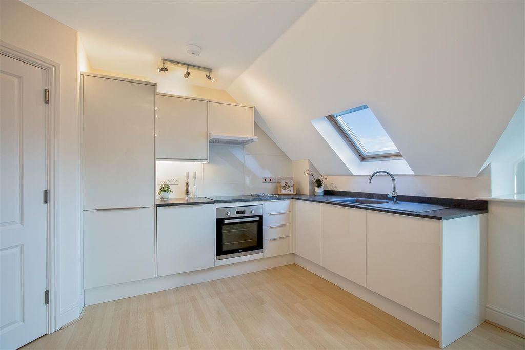 Property photo 3 of 15 Contemporary Kitchen.Jpg