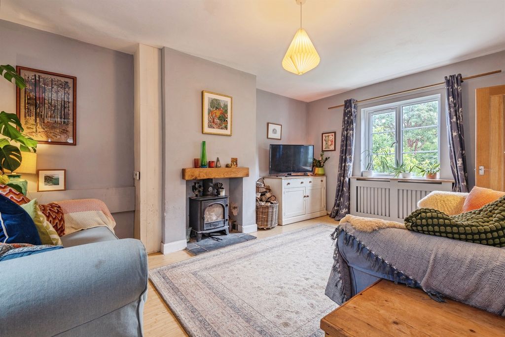 Property photo 3 of 18