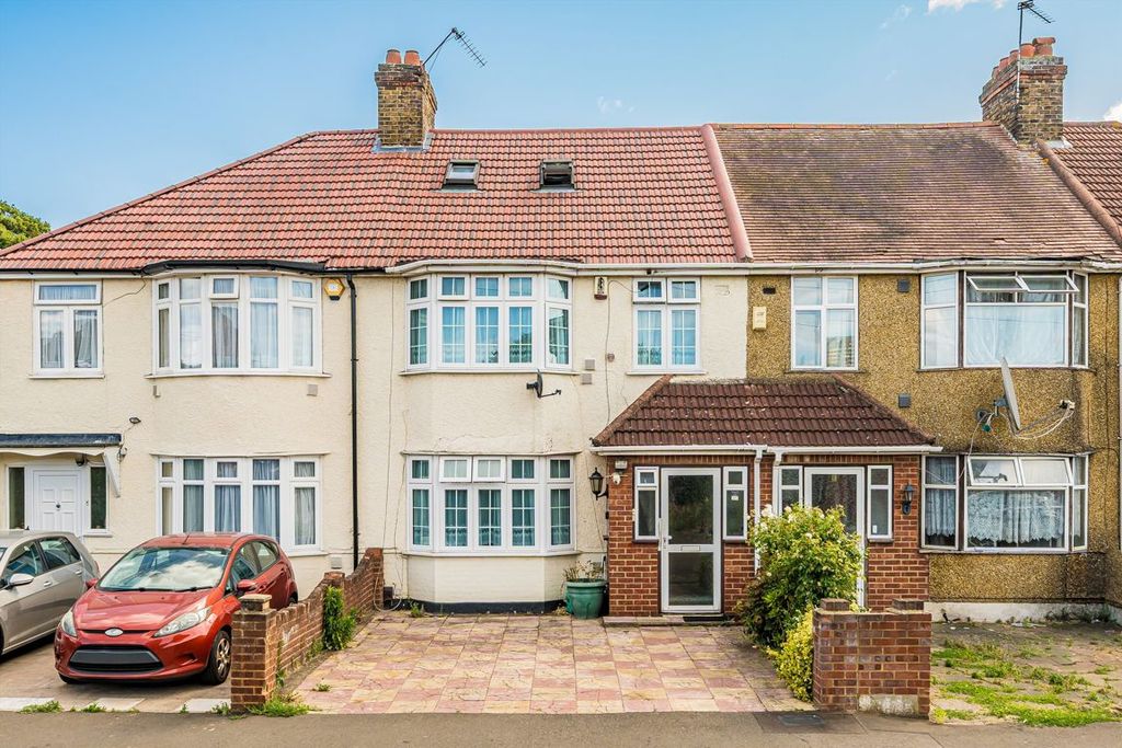Property photo 1 of 8