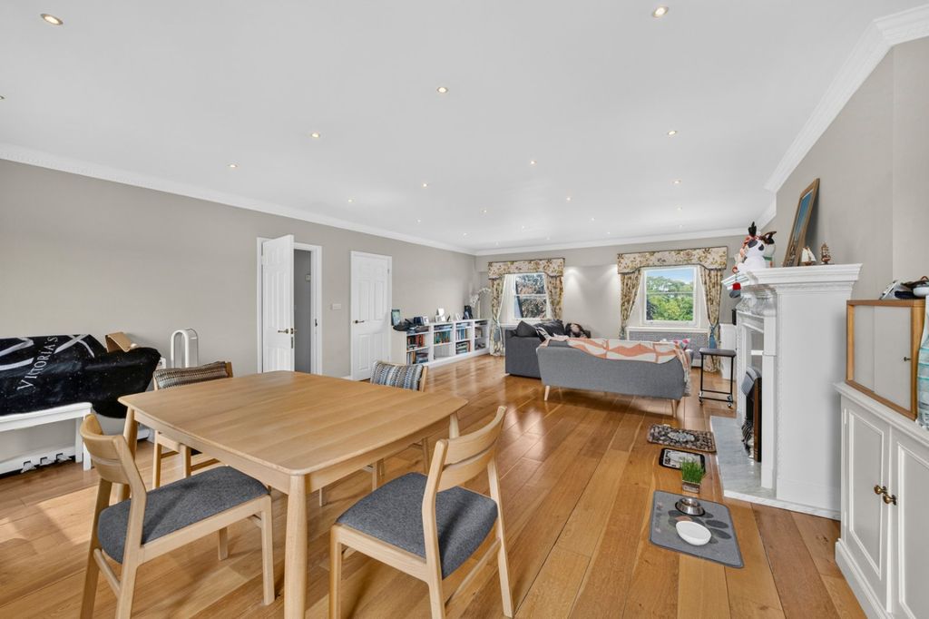 Property photo 3 of 12 Picture No. 37