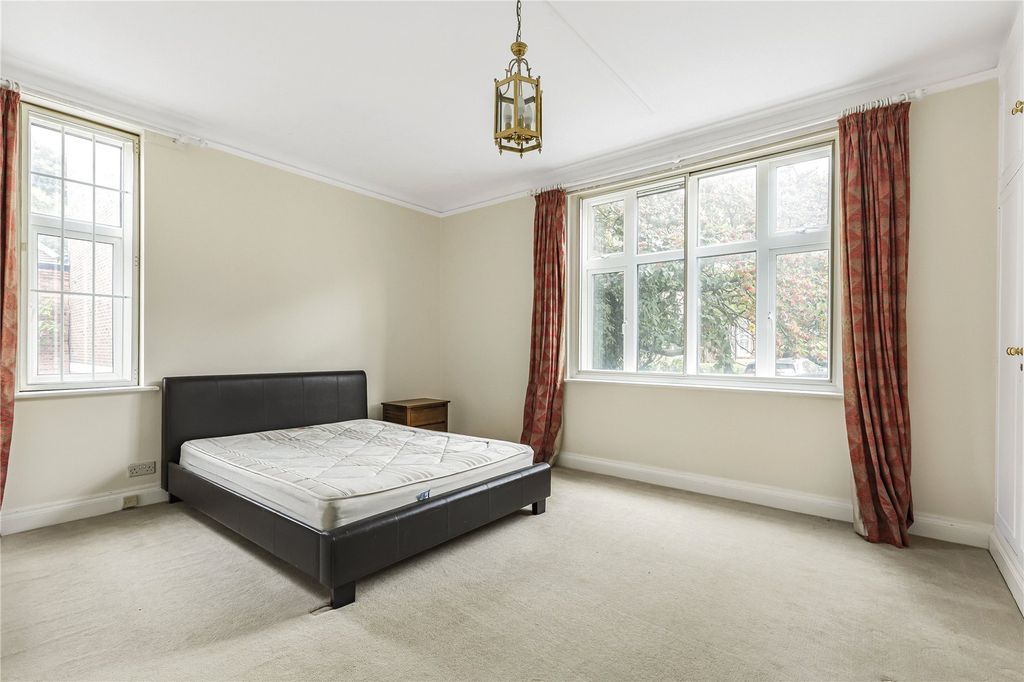 Property photo 3 of 14 Bedroom