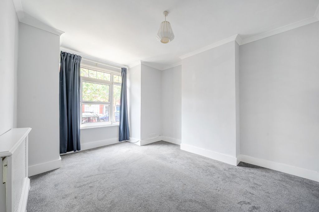 Property photo 2 of 7 Picture No. 05