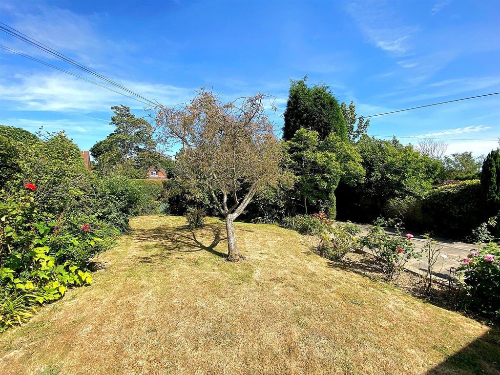 Property photo 2 of 15 35 The Highlands - Front Garden To Use.Jpg