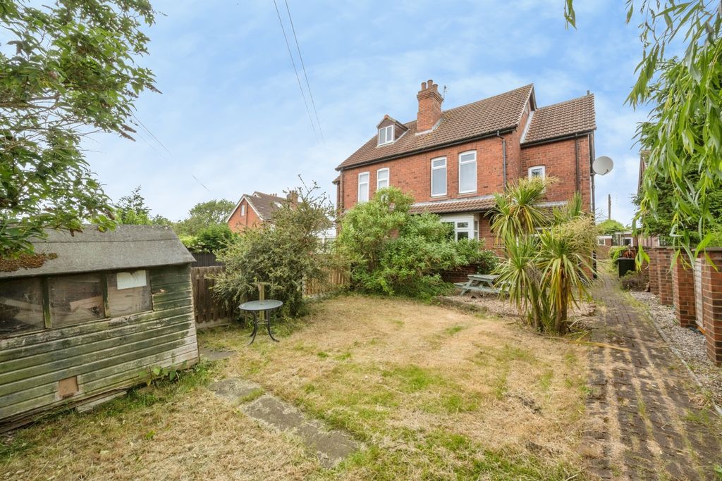 Property photo 1 of 20 Pbox-Img.Jpg