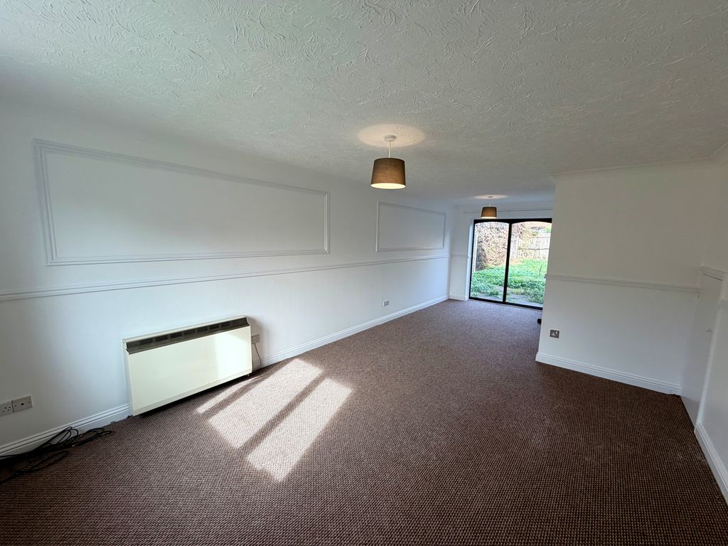 Property photo 3 of 11 View