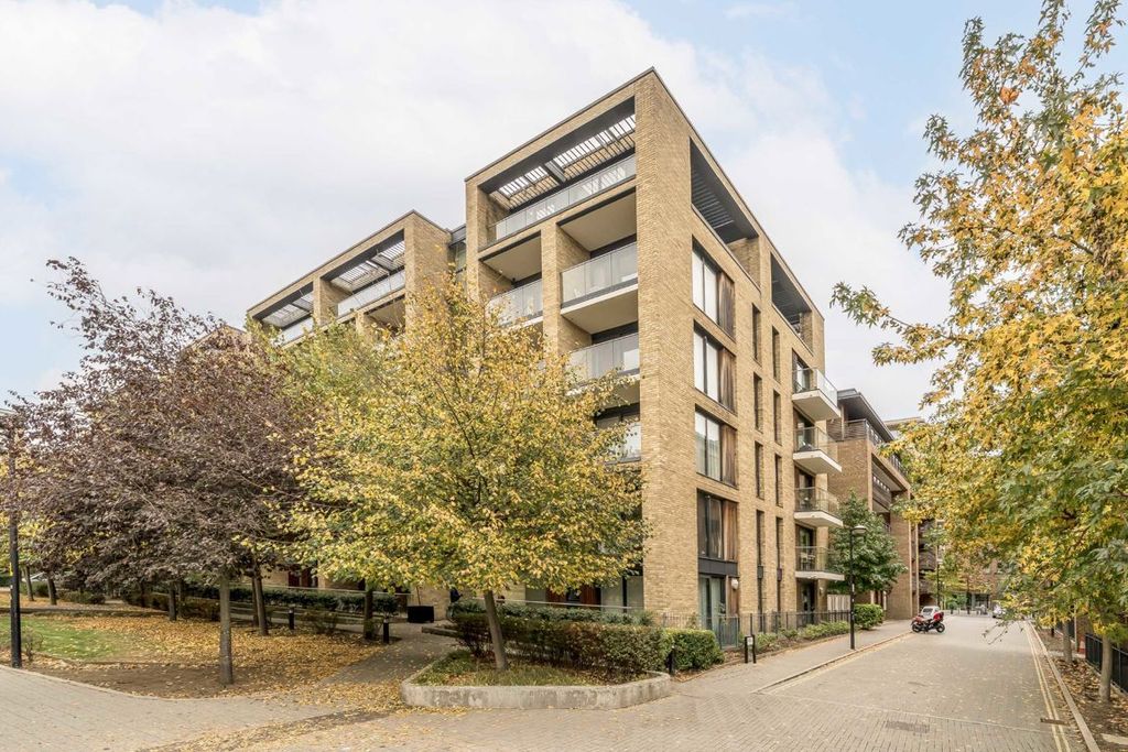 Property photo 1 of 9