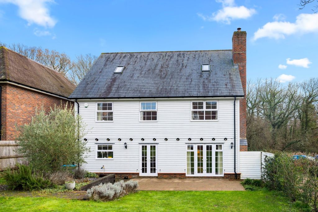 Property photo 3 of 22 Picture No. 06