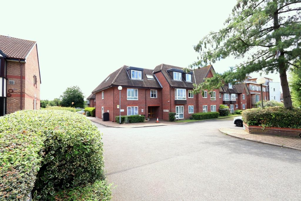 Property photo 1 of 7