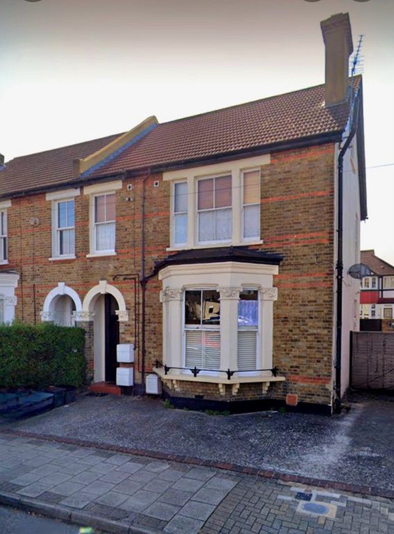Property photo 1 of 9