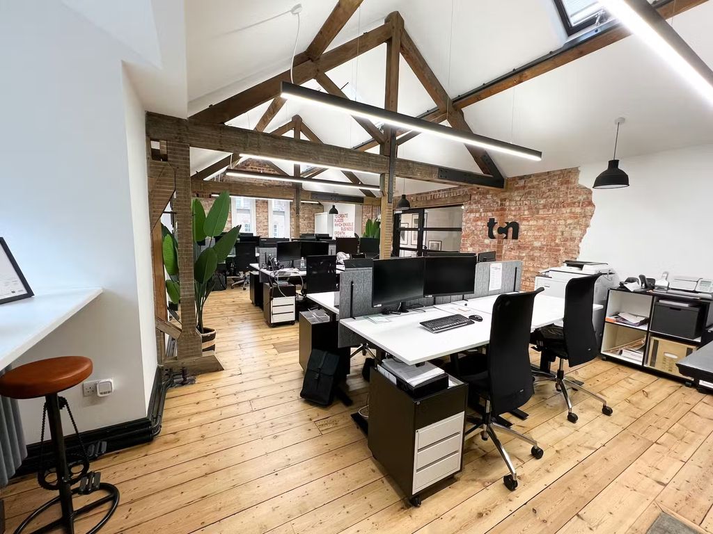 Property photo 1 of 10 Office