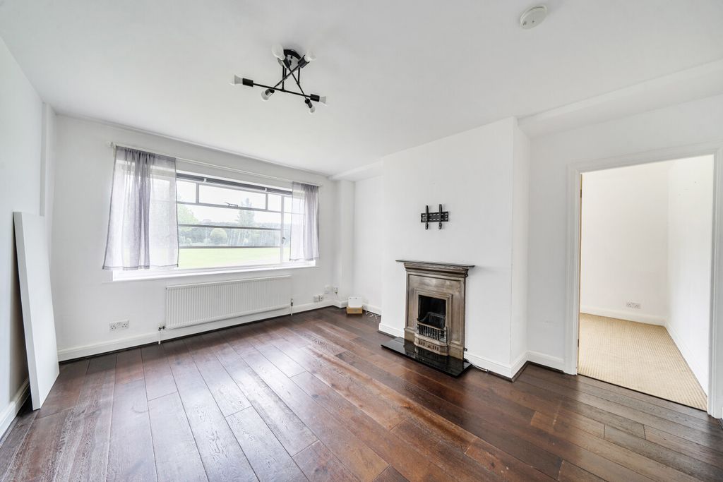 Property photo 1 of 12 1