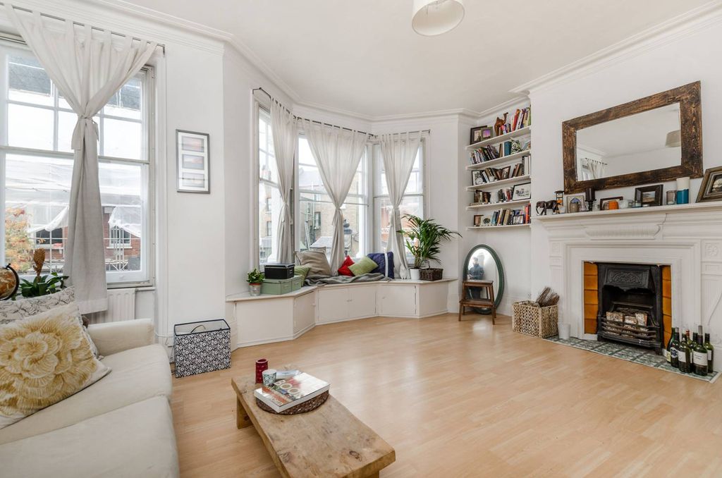 Property photo 2 of 5