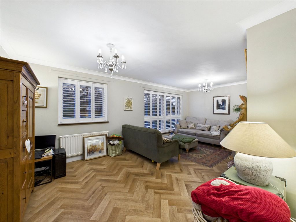 Property photo 3 of 26 Picture 3