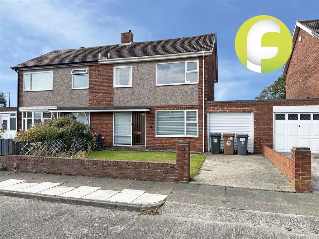 Property photo 1 of 12 Newlands External F2.Jpg