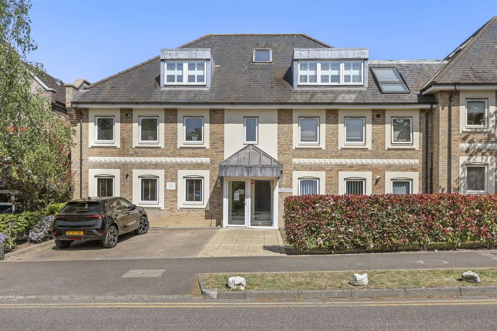 Additional image 24 of 3 bed flat for saleCrows Road, Epping CM16