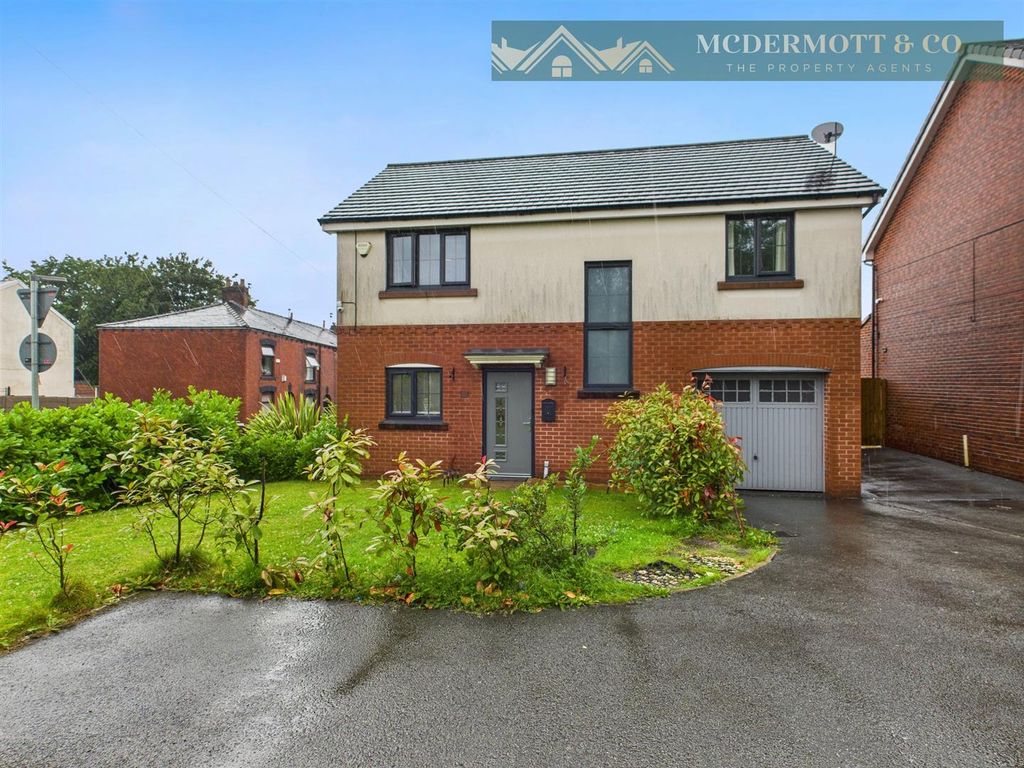 Property photo 1 of 35 Cam03850G0-Pr0163-Still034.Jpg