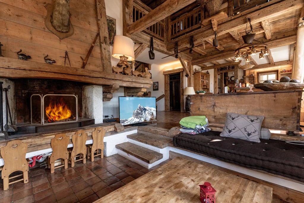 Property photo 2 of 7