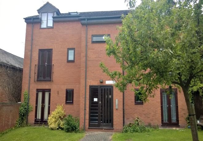 Property photo 1 of 6