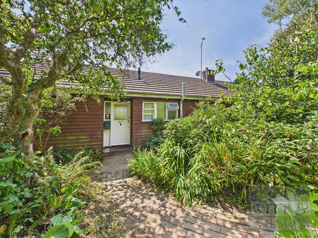 Property photo 1 of 42