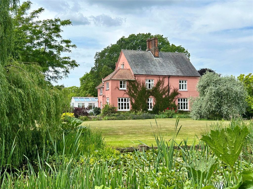 Property photo 1 of 18 Folly Orchard