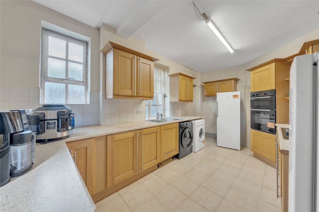 Property photo 2 of 12 Picture No. 09