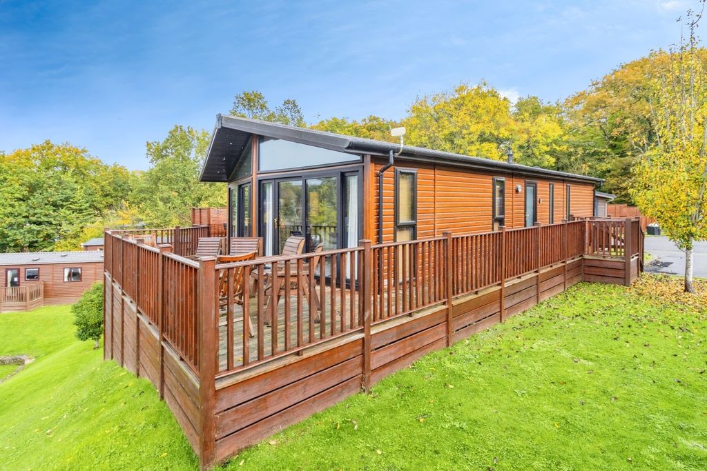 Property photo 1 of 15 Photo