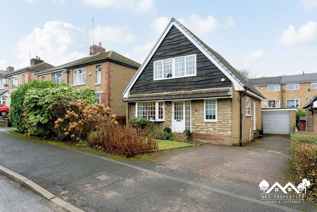 Property photo 1 of 36