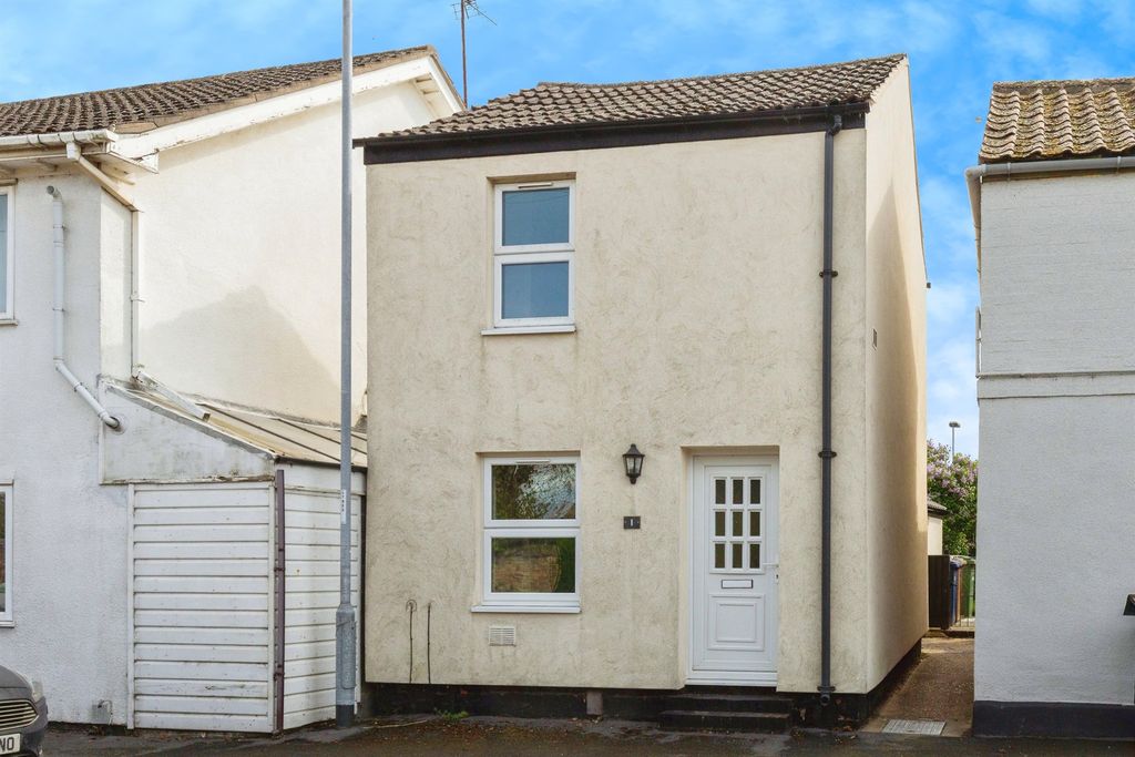 Property photo 1 of 16