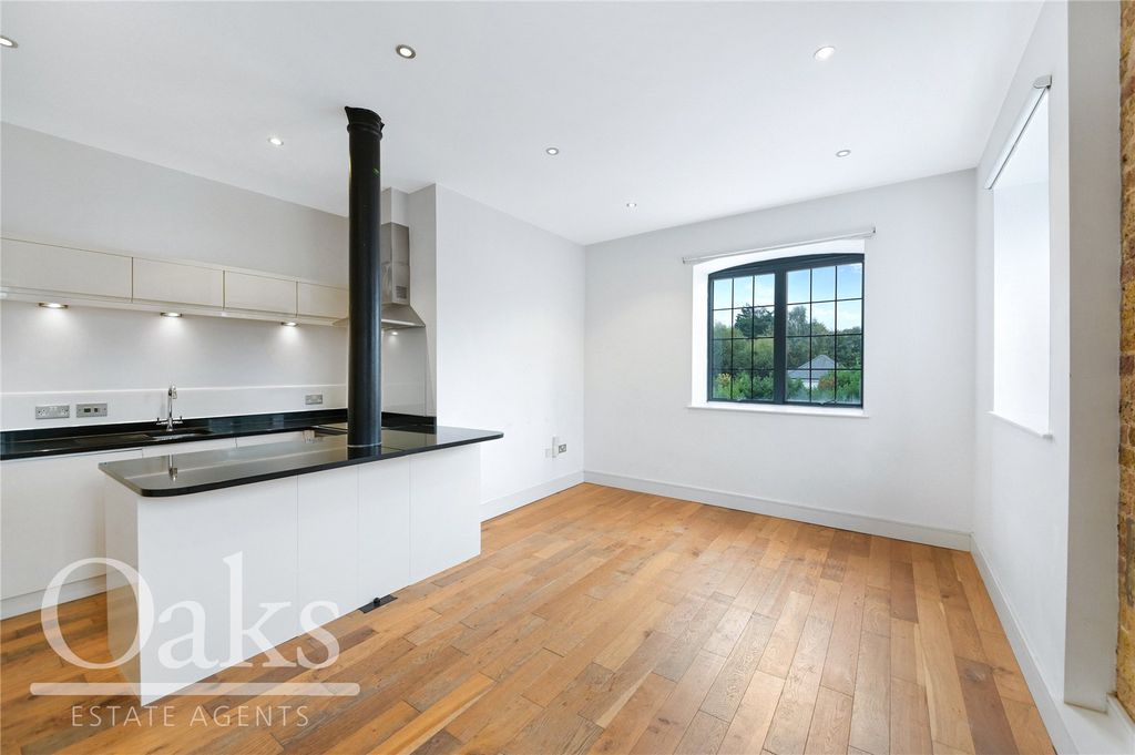 Property photo 2 of 12 Picture No. 07